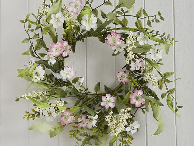 This artificial flower wreath from Ginger Ray makes a chic table update