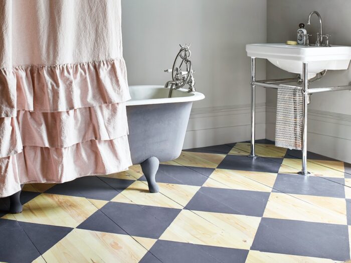 Annie Sloan Bathroom with floors painted in Chalk Paint in Old Violet