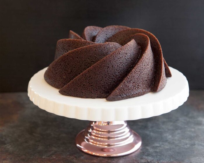 Bundt is an easy show stopper air fryer cake to make