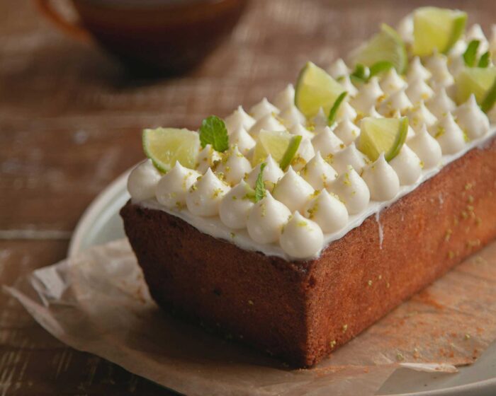 A lemon drizzle cake is an air fryer tik tok favourite