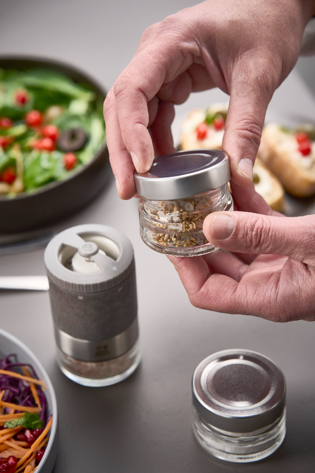 Maestro salt bar on work top