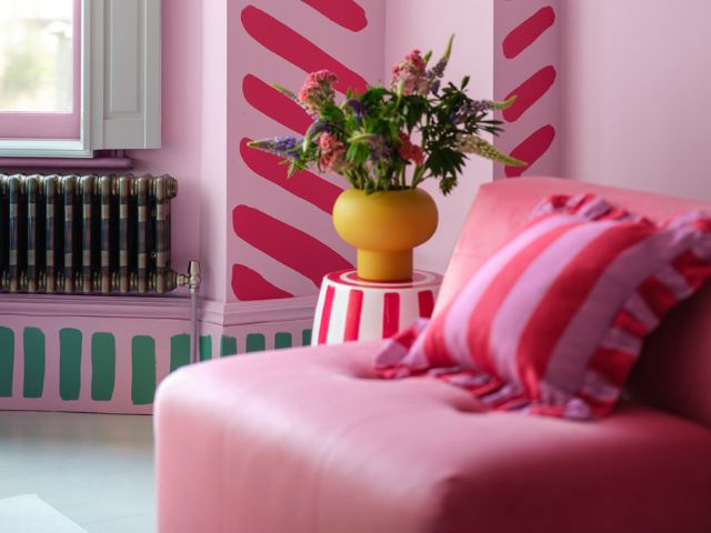 Red and pink walls by Benjamin Moore