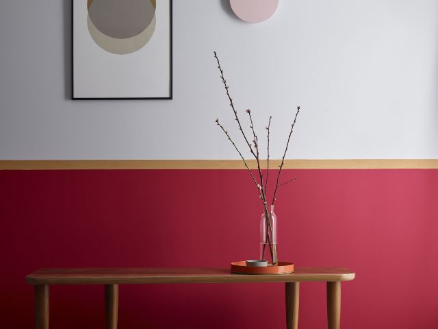 Pink and blue colour scheme in a hallway