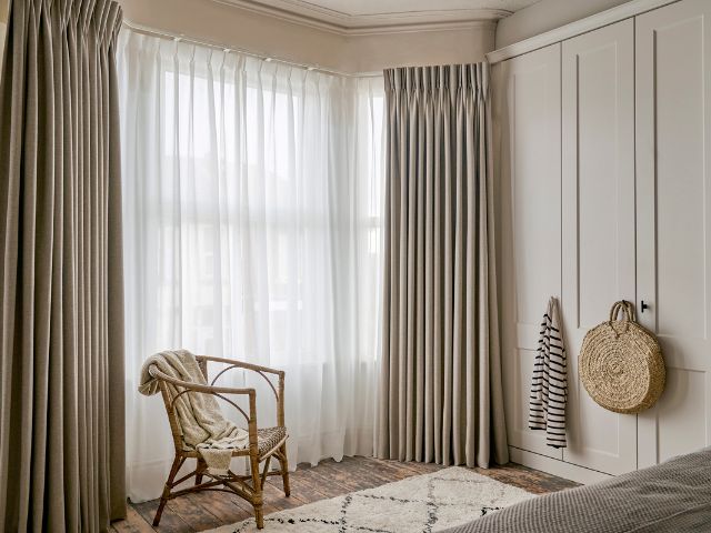 Calming summer bedroom