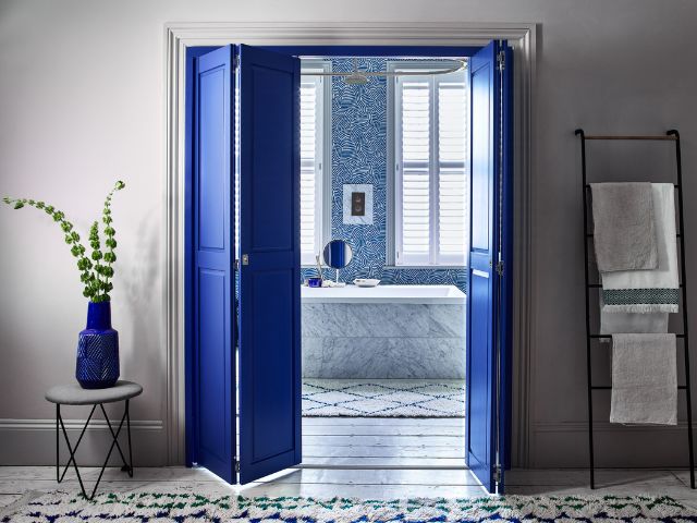 Blue and white bathroom