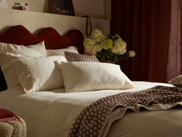 Cosy autumn bedroom